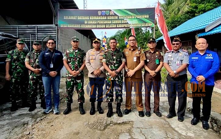 Danrem 102 Pjg Ikuti Launching program TNI AD Manunggal Air Secara Virtual dari Desa Mangaris