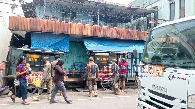 Satpol PP Barito Utara Tertibkan 13 Pelanggar Perda, Suparmi: Sudah Lima Bulan Disosialisasikan