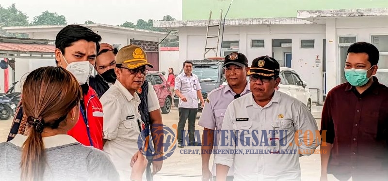 Disdagrin Barito Utara Bersama Tim Satgas Pantau Distribusi BBM di Sejumlah SPBU
