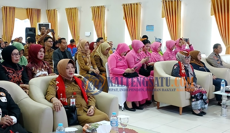 Bupati Tekankan Peran Strategis Bawi Dayak dalam Pelestarian Budaya dan Pengembangan Pariwisata
