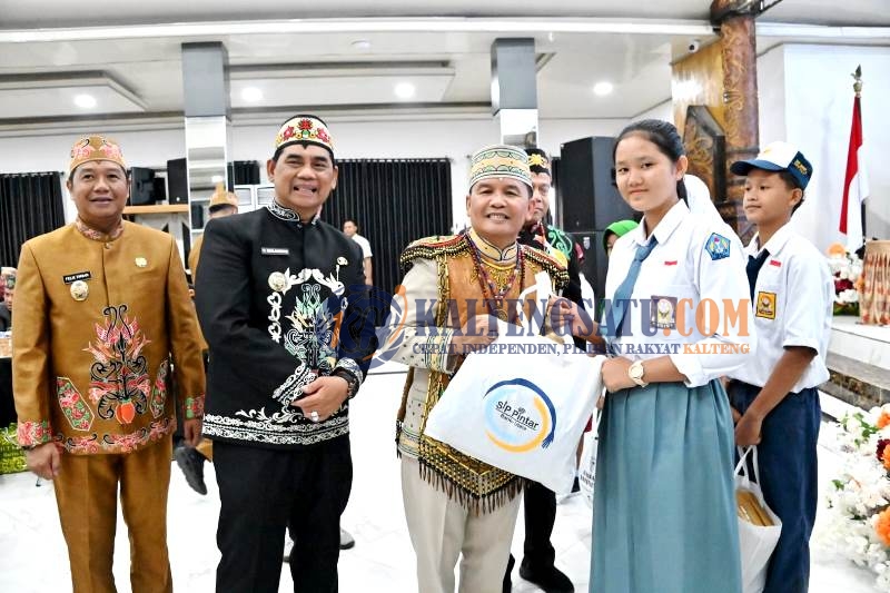 Pemkab Launching Program SIP Pintar pada HUT ke 76: Pendidikan Investasi Terbaik Masa Depan Daerah
