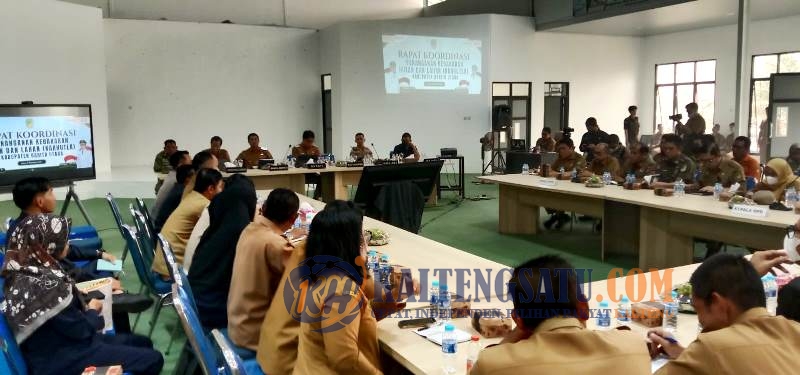 Bupati Shalahuddin Instruksikan Pertahanan Masyarakat Semesta Hadapi Karhutla di Barito Utara