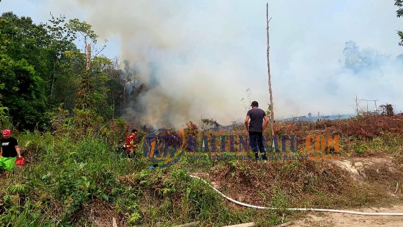 Sebulan Penerbangan ke Muara Teweh Batal, Jarak Pandang Hanya 100 Meter Akibat Kabut Asap