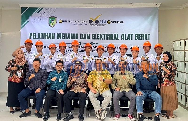 Pemkab Barut Gandeng Ut School Banjarmasin, 12 Pencari Kerja Ikuti Pelatihan Kelistrikan Alat Berat