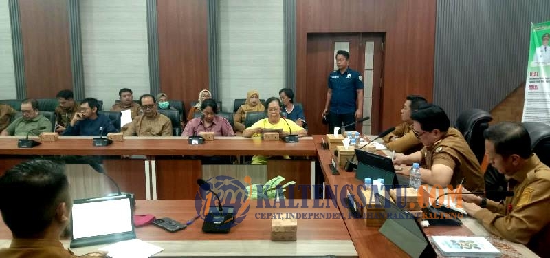 Bupati Shalahuddin Tegaskan Pelebaran Jalan Muara Teweh Harus Dilaksanakan Terbuka dan Berkeadilan