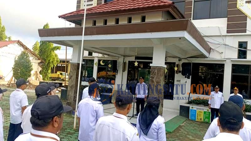 Pimpin Apel di Dinas PUPR, Bupati Shalahuddin Tekankan Disiplin ASN dan Optimalisasi Pelayanan Publi