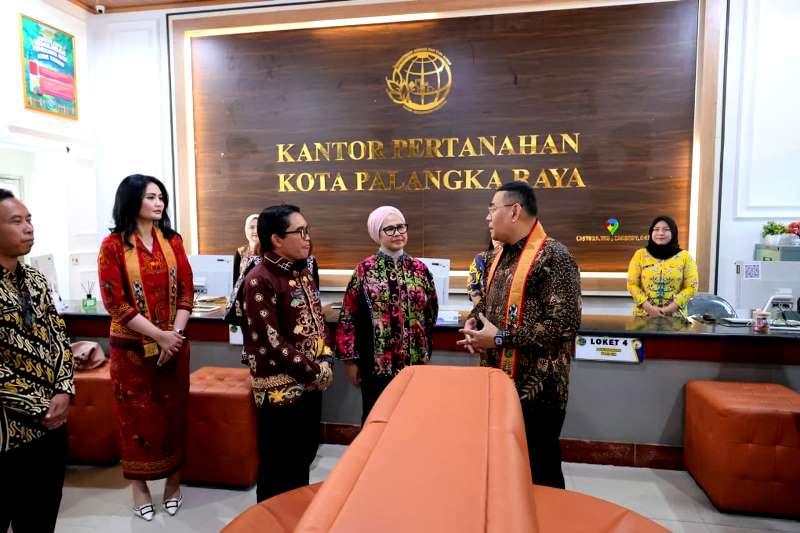 Wamen Ossy Tinjau Kantah Kota Palangkaraya: Ingin Layanan Pertanahan Semakin Memudahkan Masyarakat